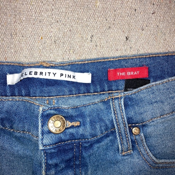 Reworked Denim Cutoff Shorts Upcycled Red Heart Patch Valentine’s Day Women’s 13 - Picture 4 of 5